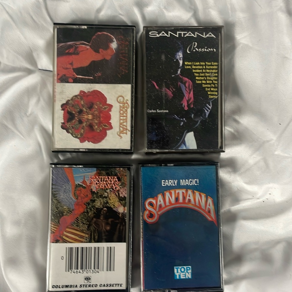4 Santana cassettes